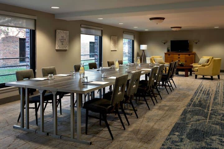 Meeting facility